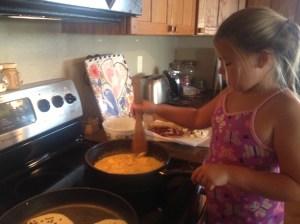 Cheesy Egg Maker Extraordinaire!