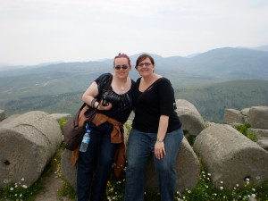 columns, schmolumns--they made for good seating!