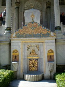 wash basin in front of the Enderûn Library, aka Library of Ahmed III