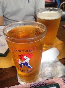 Kona Brewery ale....of some sort (I can't remember--and of course, the beers on tap are constantly rotating!)